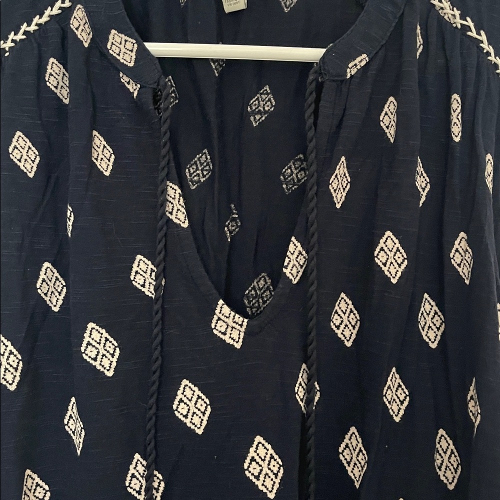 Lucky Brand Navy and White Sleeveless Blouse